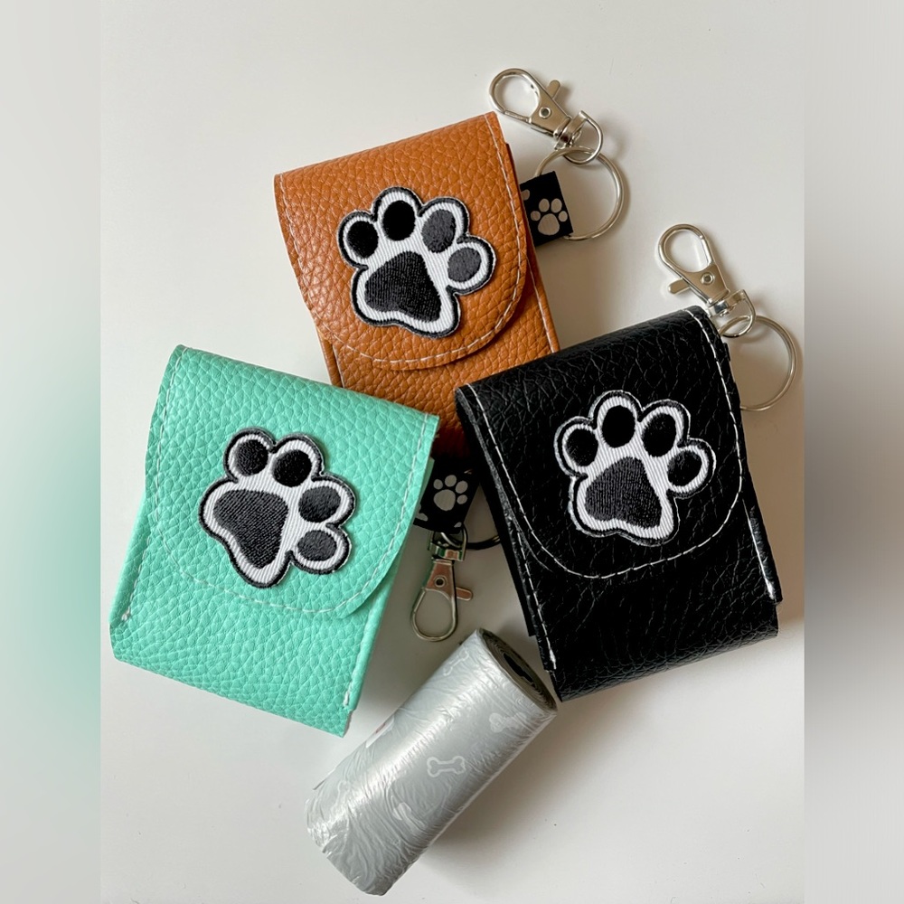 Fancy Faux Paw Poop Bag Holder 🐾